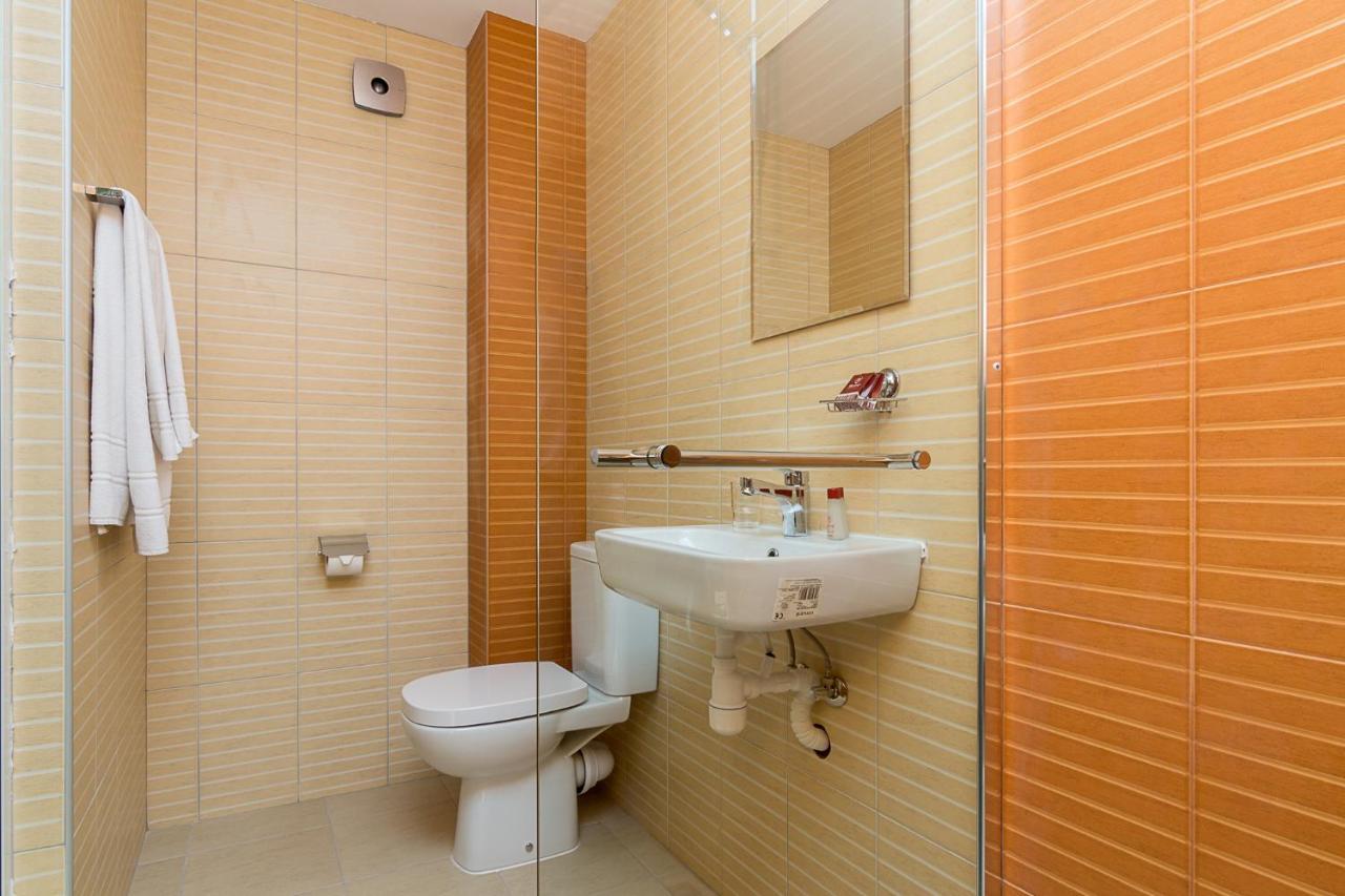 Family Hotel Madrid Sofie Exteriér fotografie