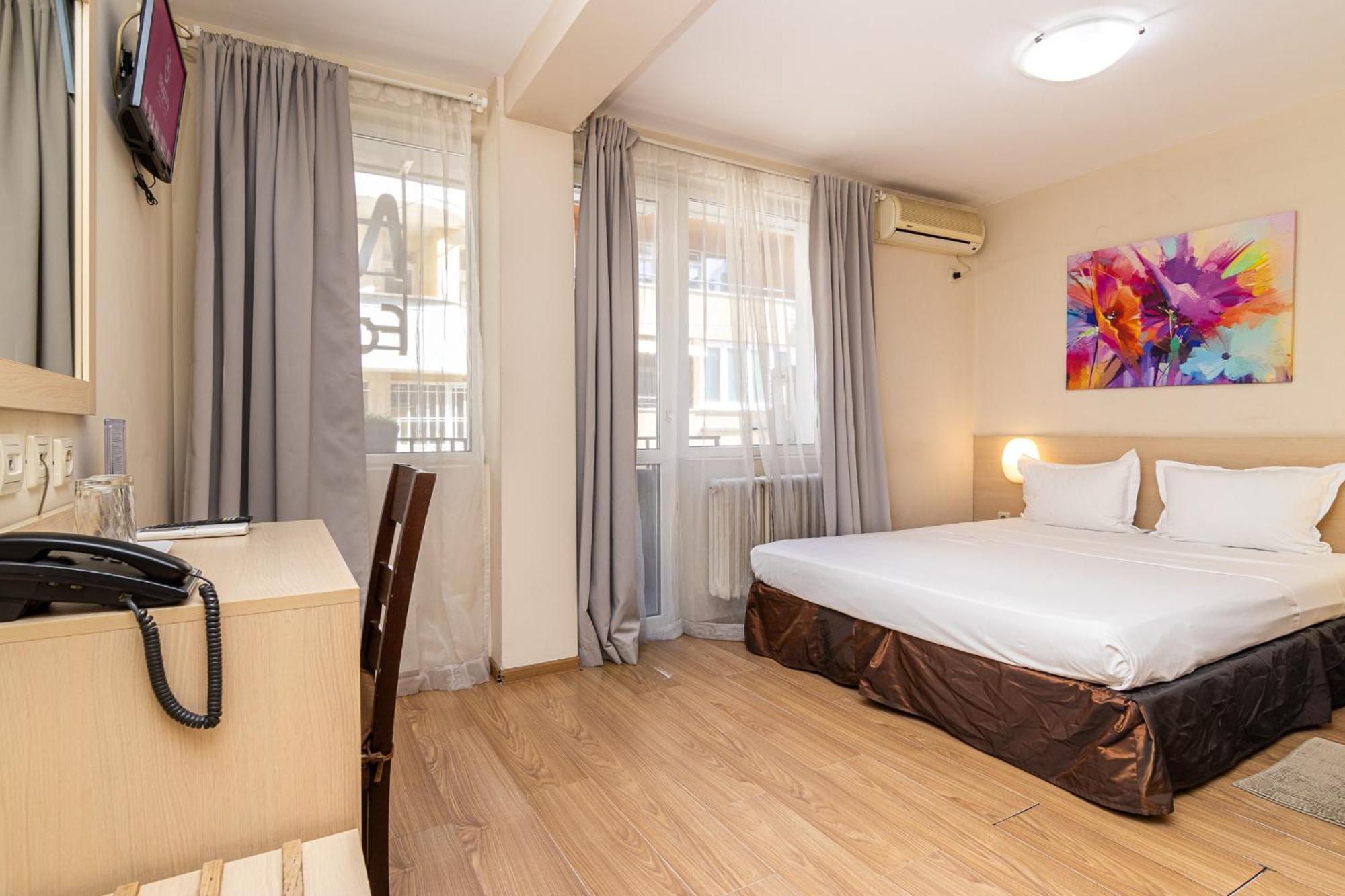 Family Hotel Madrid Sofie Exteriér fotografie