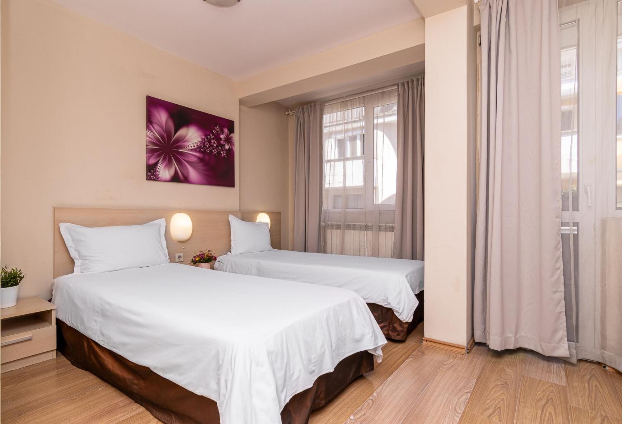 Family Hotel Madrid Sofie Exteriér fotografie