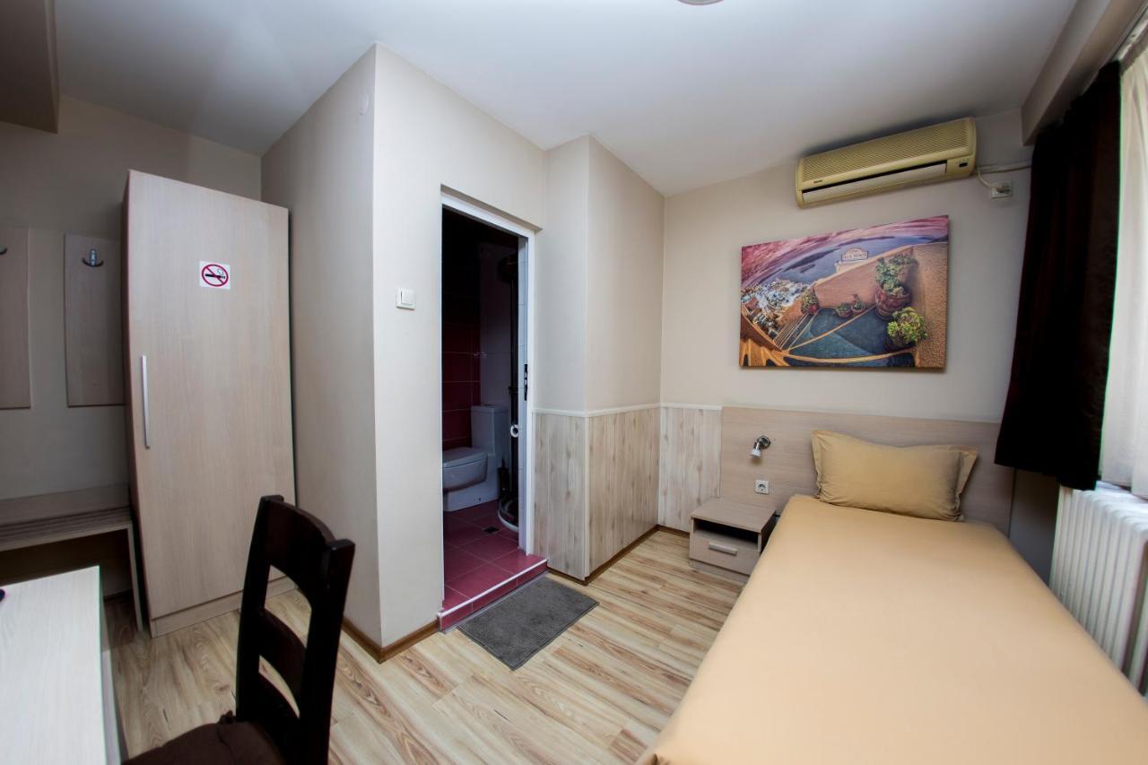 Family Hotel Madrid Sofie Exteriér fotografie